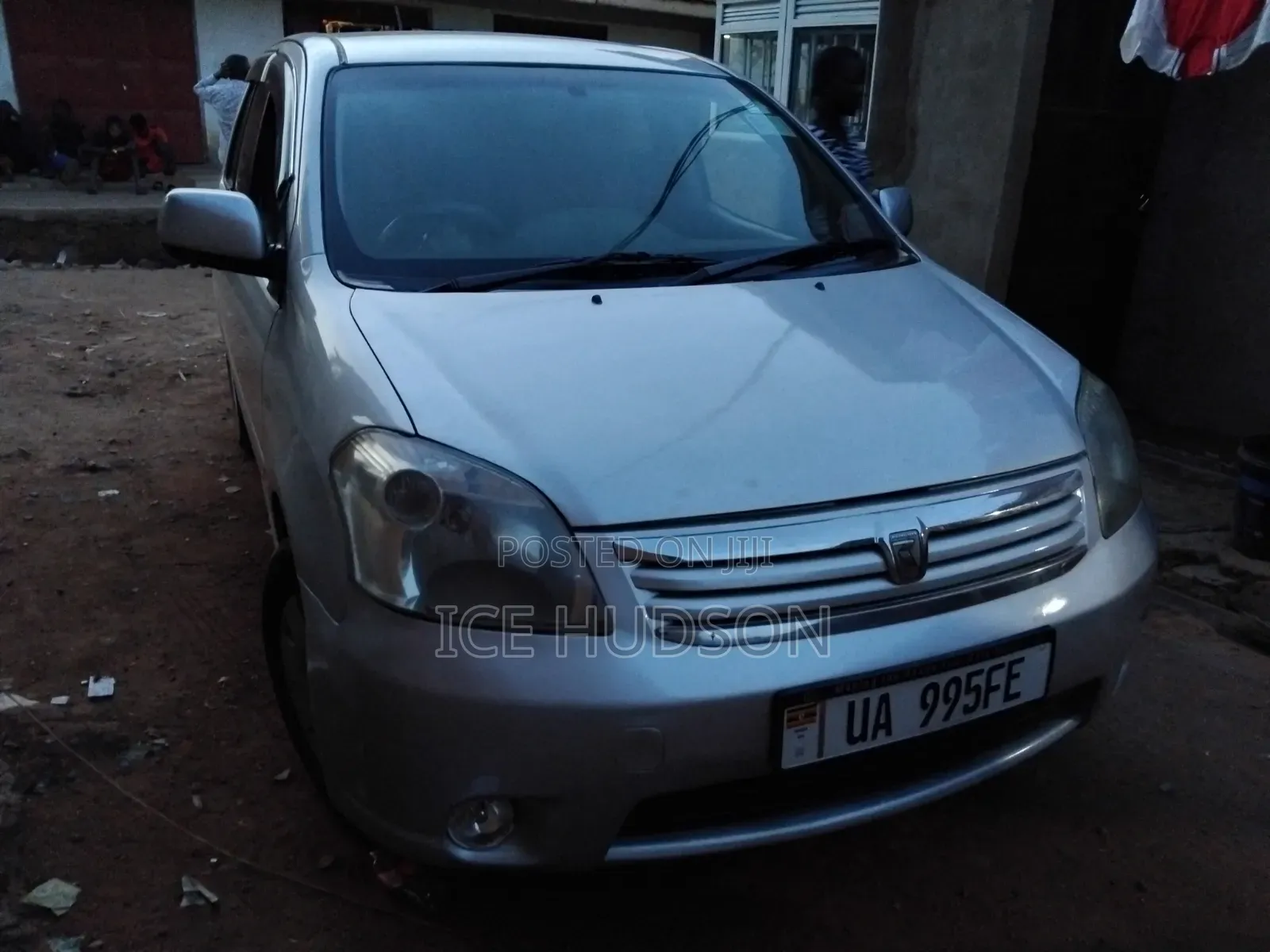 Toyota Raum 2006 Silver