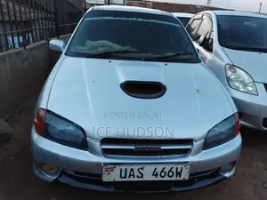 Toyota Starlet 2002 Silver