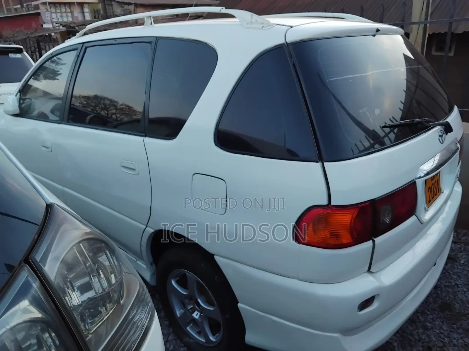 Toyota Ipsum 1999 White