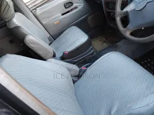 Toyota Noah 2001 Blue