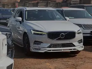 Volvo XC60 2019 White