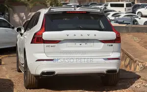 Volvo XC60 2019 White
