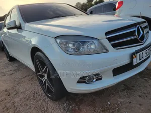 Mercedes-Benz C-Class C 200 Kompressor (W204) 2008 White