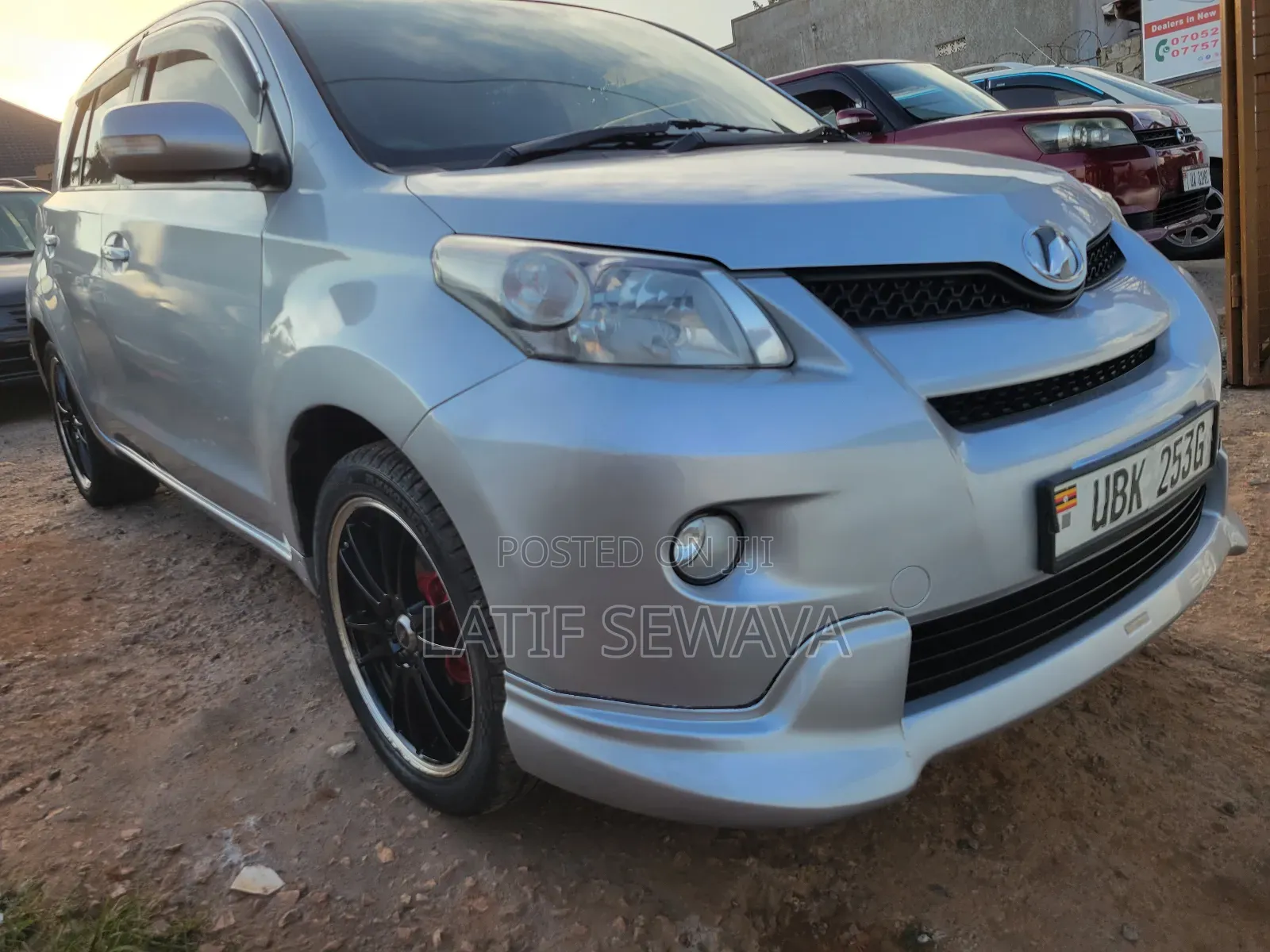 Toyota IST 2010 Silver