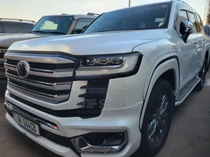 New Toyota Land Cruiser 4.0 V6 GXR 2020 White