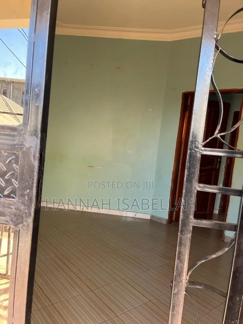 2bdrm House in Ndejje, Makindye for sale