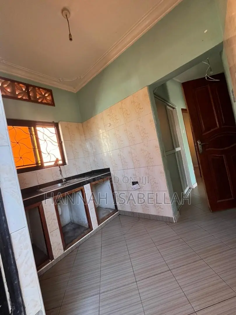 2bdrm House in Ndejje, Makindye for sale