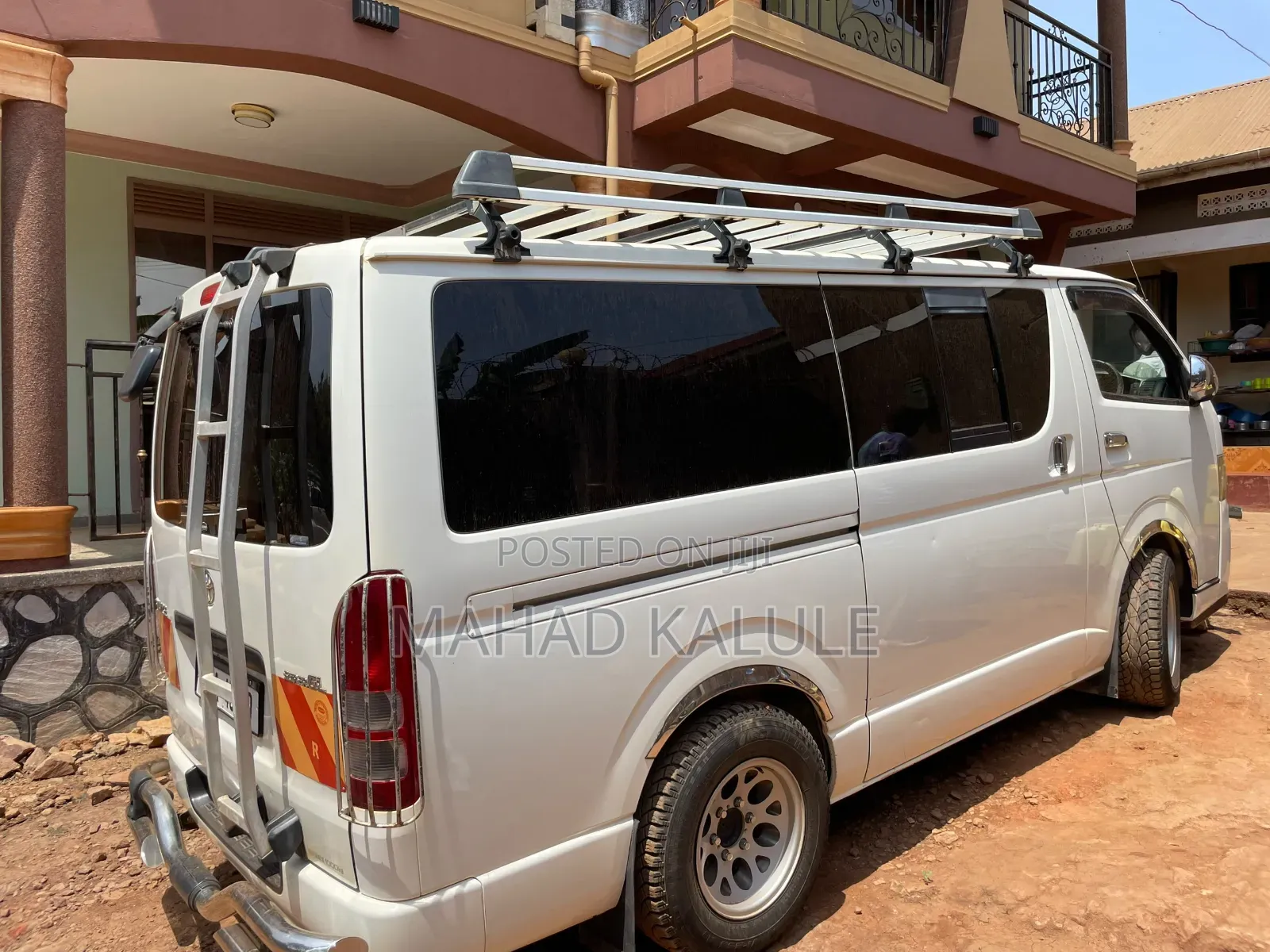 Toyota HiAce 2012 White