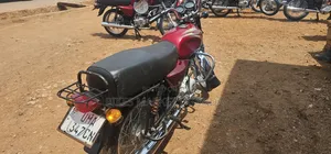 Bajaj Boxer 2025 Red