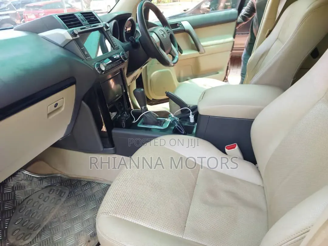 Toyota Land Cruiser Prado 2017