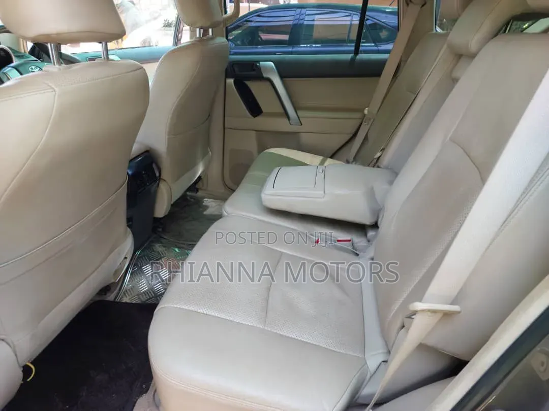 Toyota Land Cruiser Prado 2017