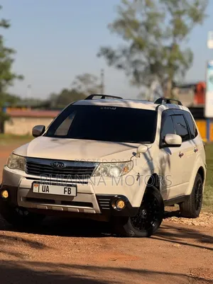 Subaru Forester 2009 White