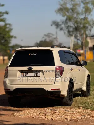 Subaru Forester 2009 White