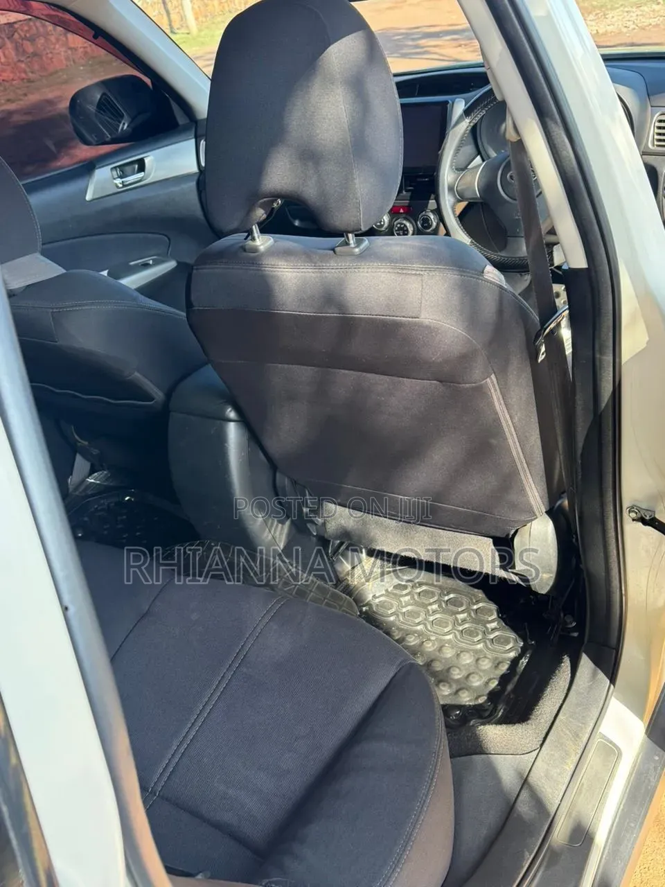 Subaru Forester 2009 White
