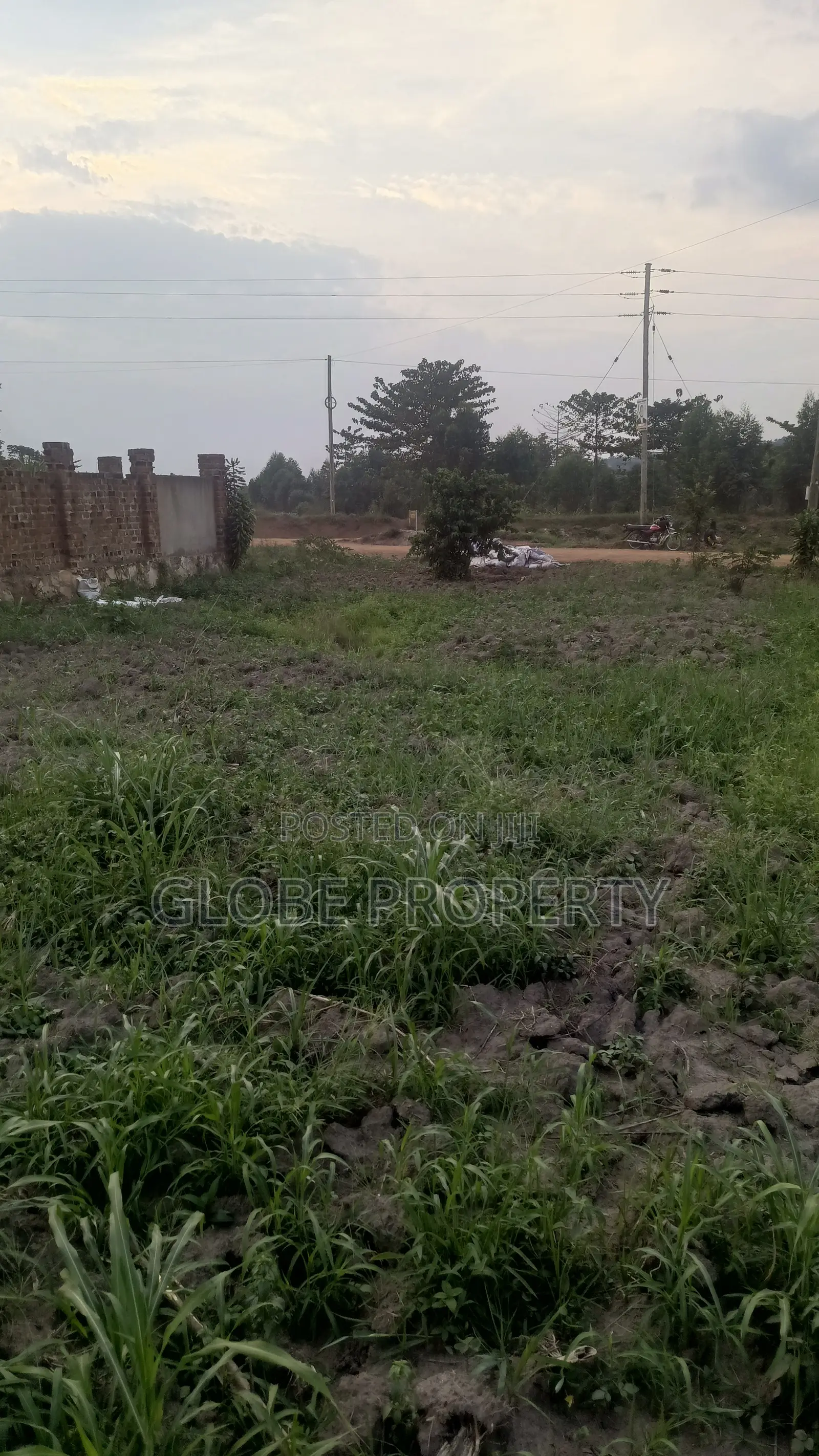 50 X 100 Plot for Sale in Kabubu Gayaza at 18m
