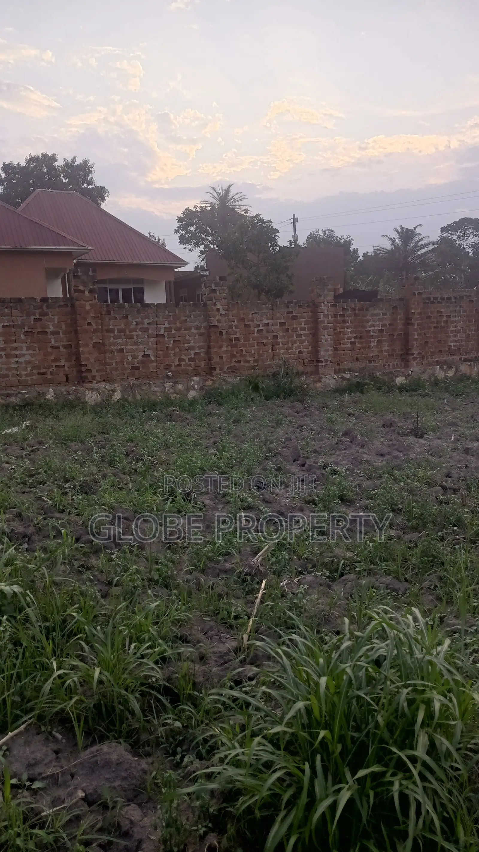 50 X 100 Plot for Sale in Kabubu Gayaza at 18m