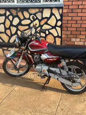 TVS HLX 125 2022 Red
