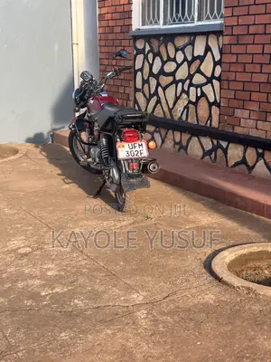 TVS HLX 125 2022 Red