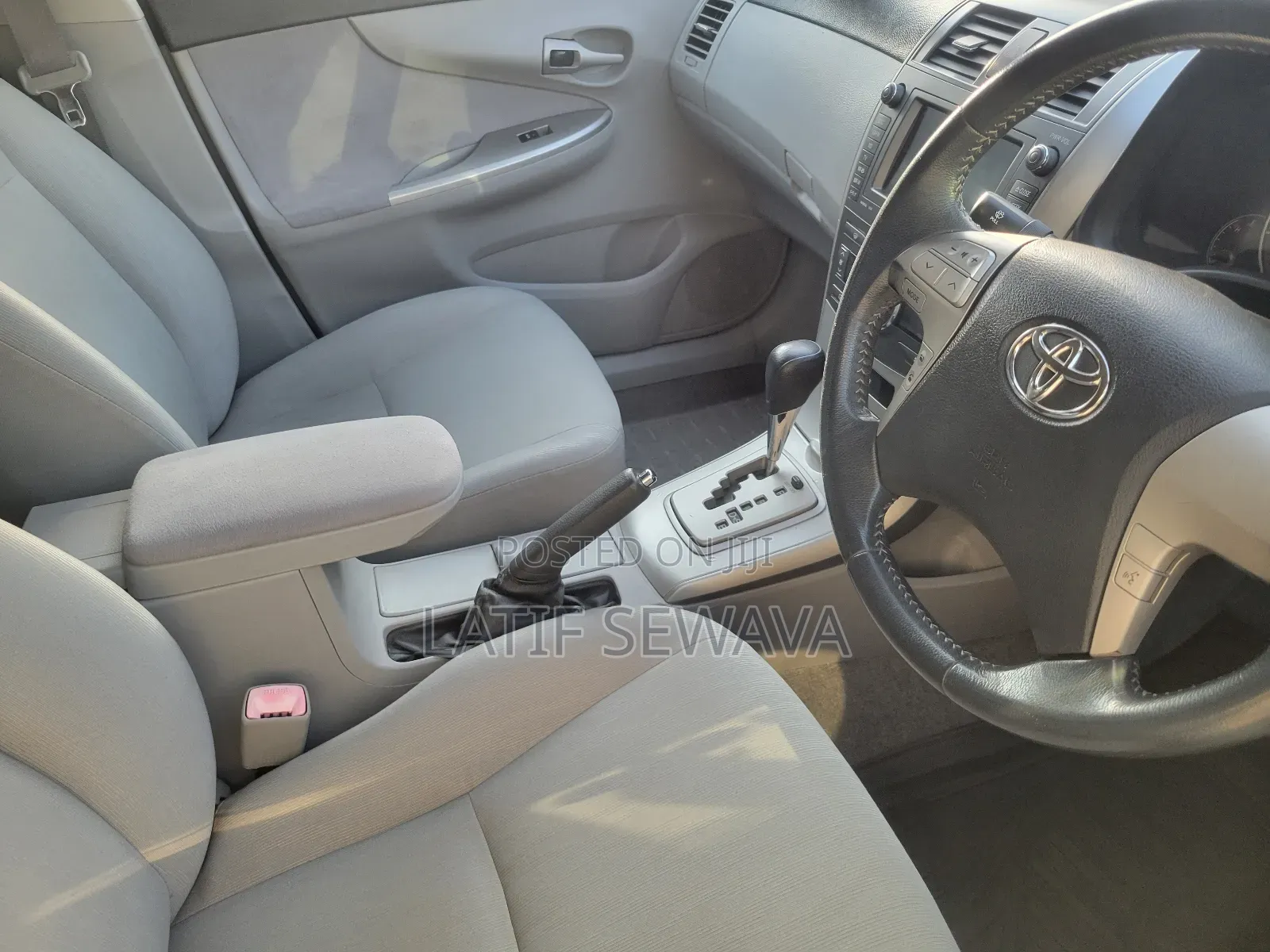 Toyota Axio 1.5 G 4WD 2007 Silver