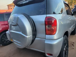 Toyota RAV4 Automatic 2003 Silver