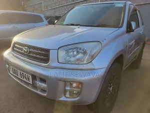 Toyota RAV4 Automatic 2003 Silver