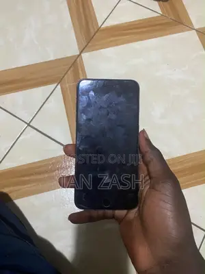 Apple iPhone 7 Plus 128 GB Black