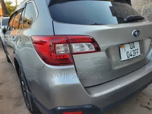 Subaru Outback 2015 Silver