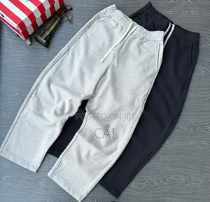 Casual, Loose-Fit Drawstring Sweatpants. Black, Grey