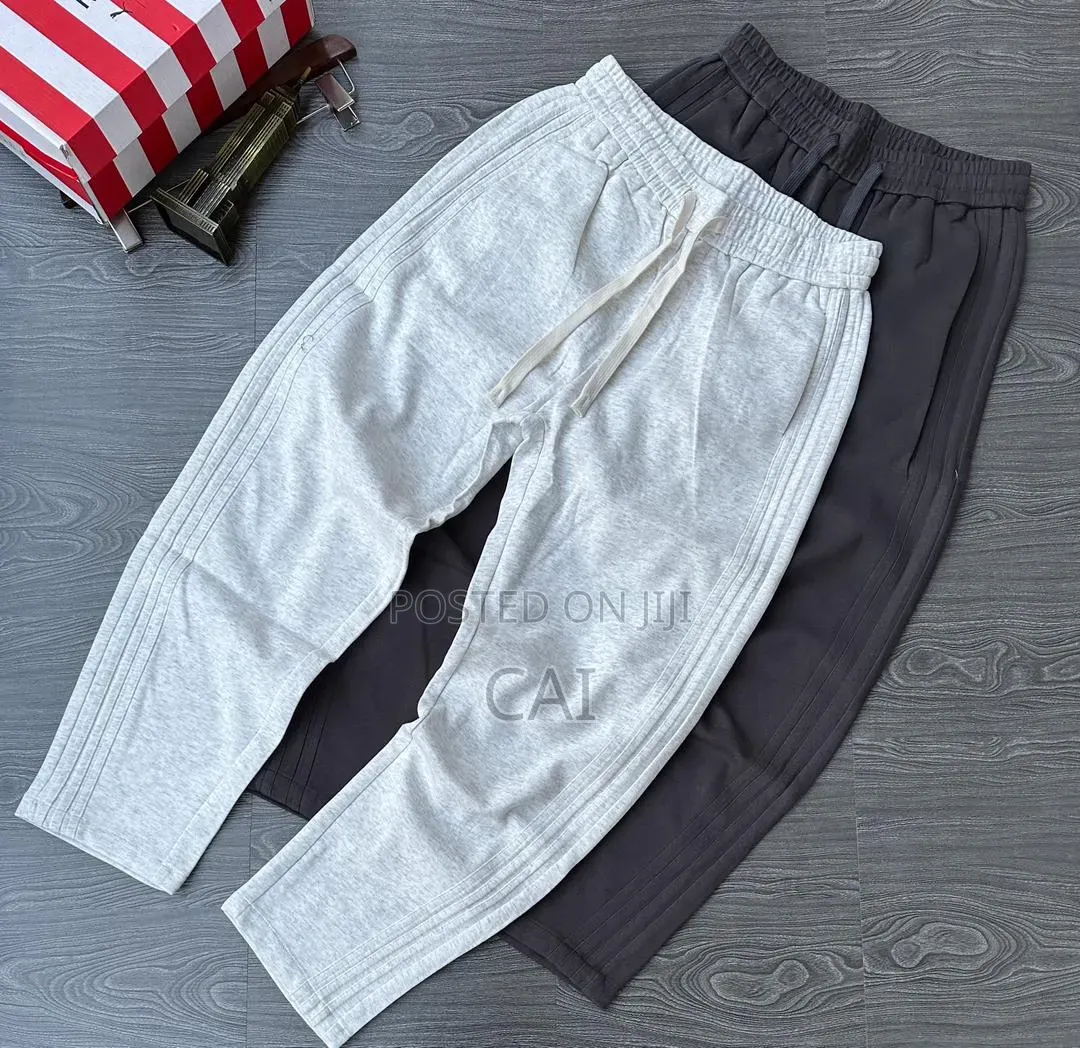 Casual, Loose-Fit Drawstring Sweatpants. Black, Grey