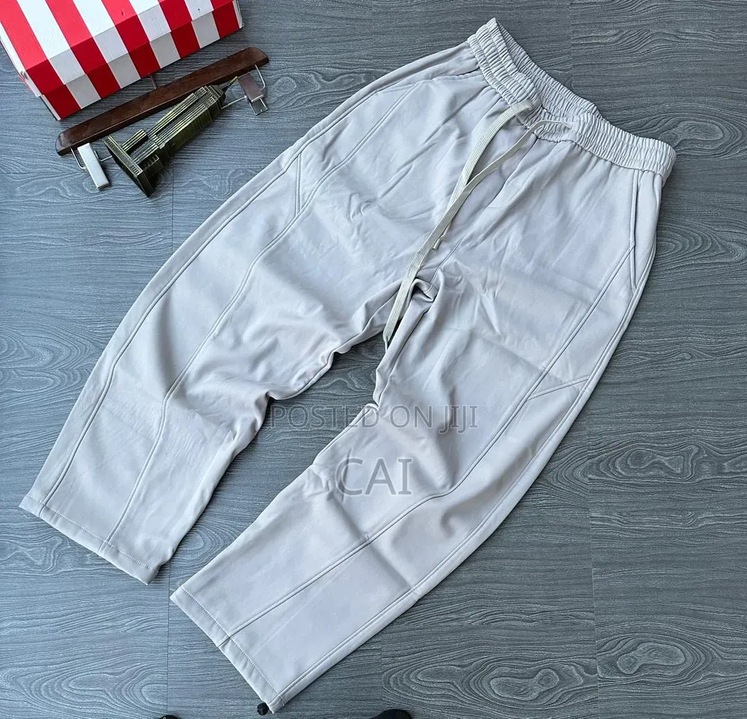 Casual, Loose-Fit Drawstring Sweatpants. Black, Grey