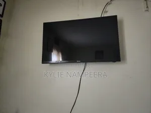 32 Inches TV