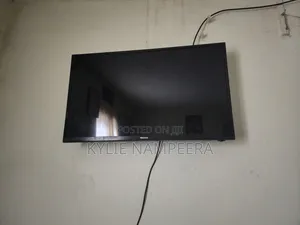32 Inches TV