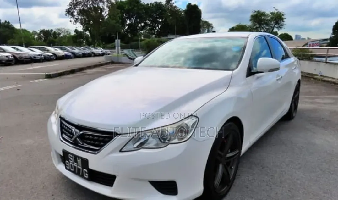 Toyota Mark X 2012 White