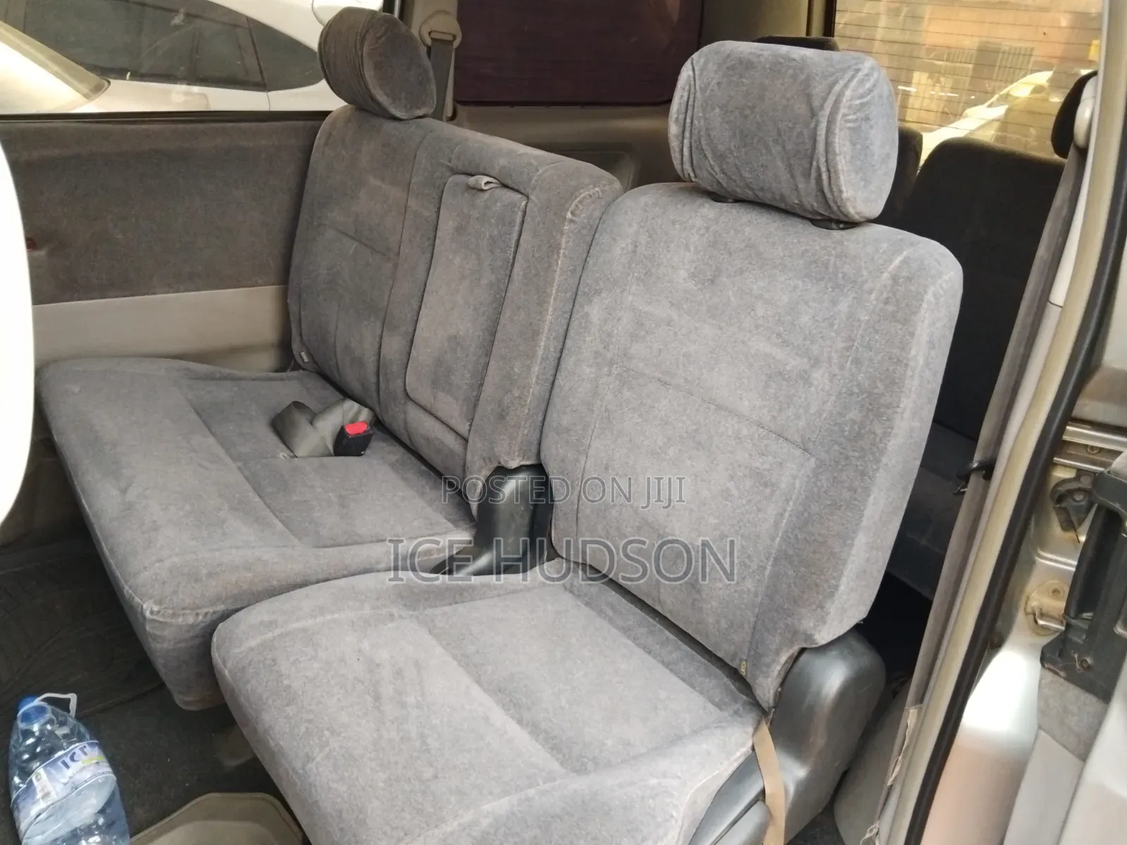 Toyota Noah 2002 Gray
