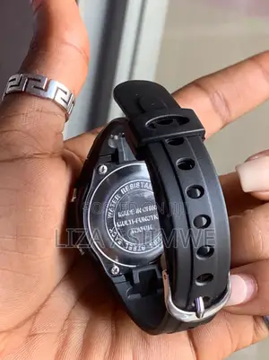Children’s Digital Sports Watch With a Black Resin Case and Strap.