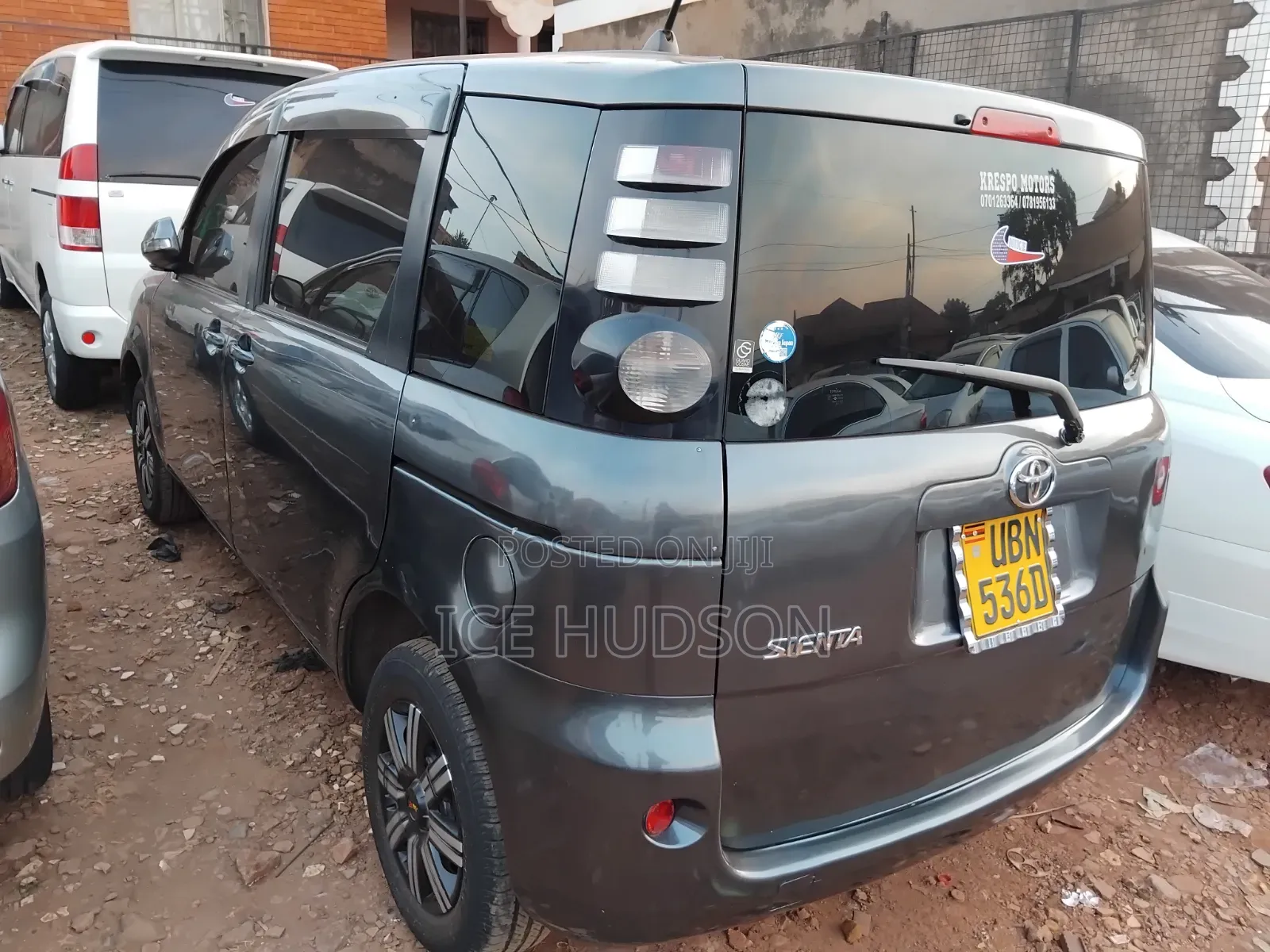 Toyota Sienta 2010 Matt Black