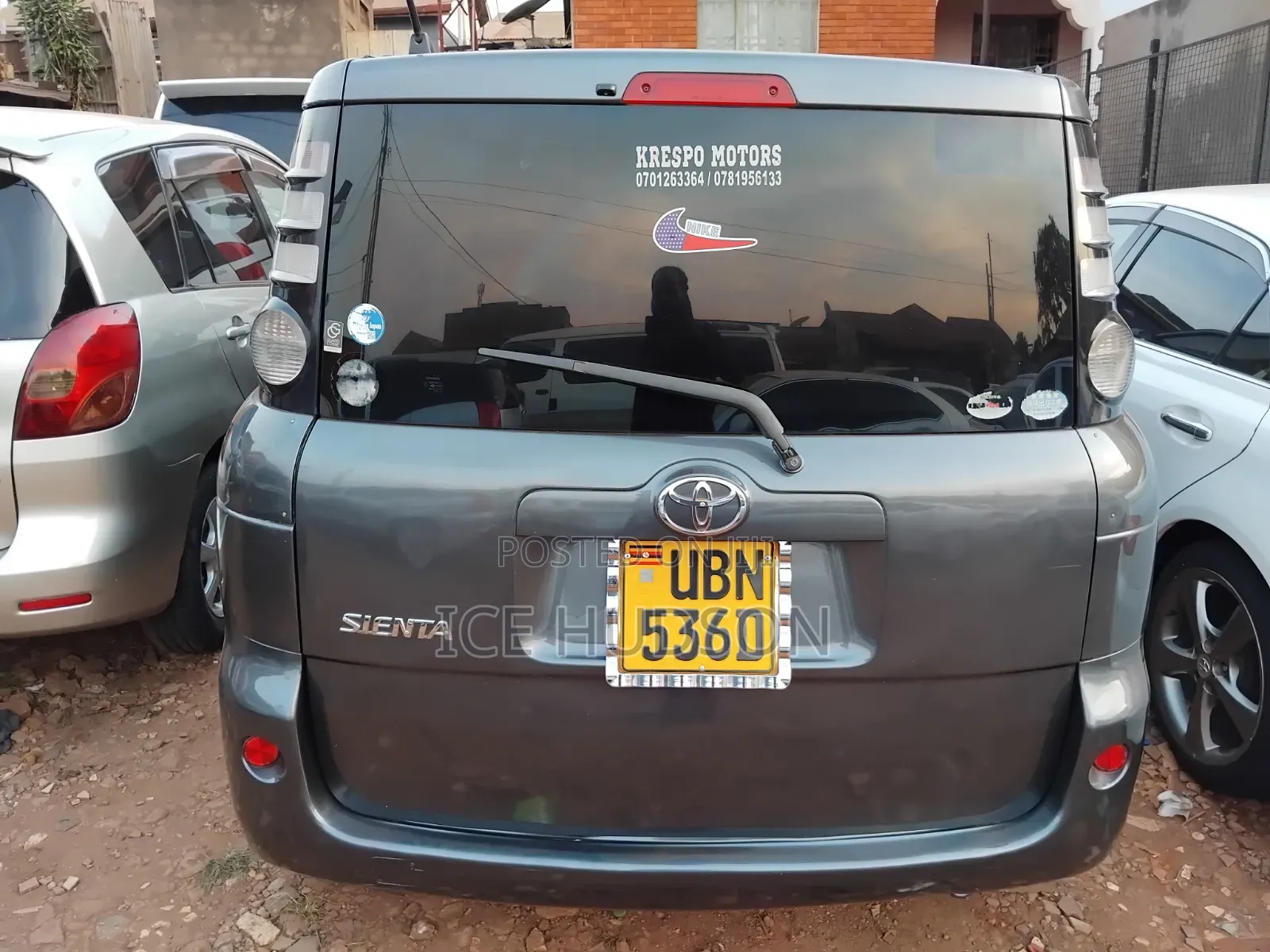 Toyota Sienta 2010 Matt Black