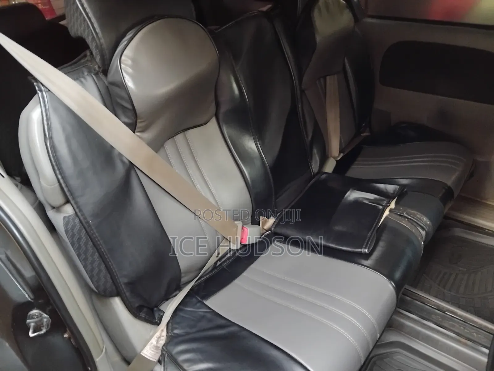 Toyota Sienta 2010 Matt Black