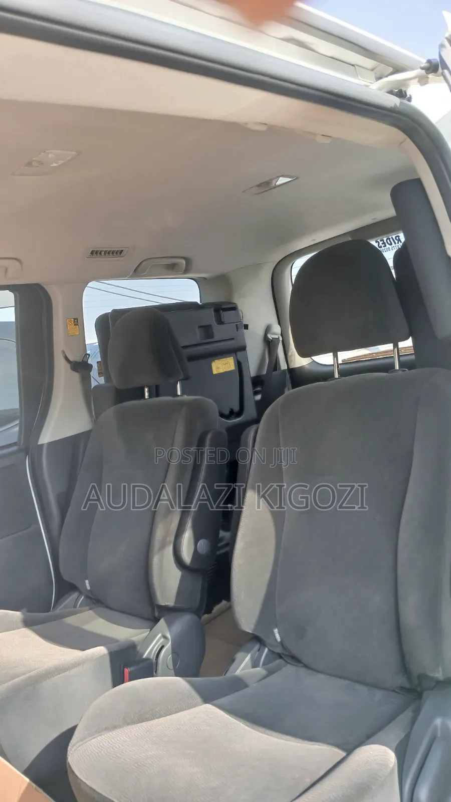 Toyota Noah 2013 White