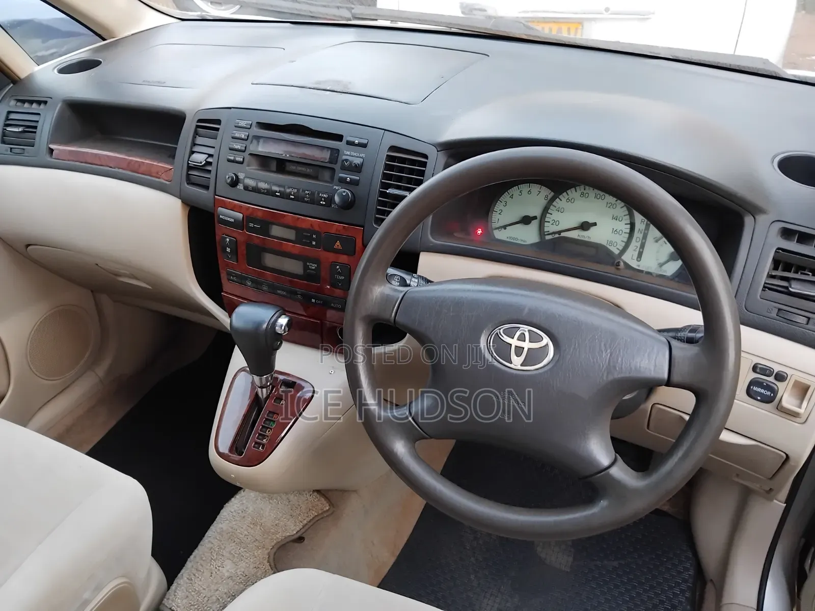Toyota Corolla Spacio 2005 Gold