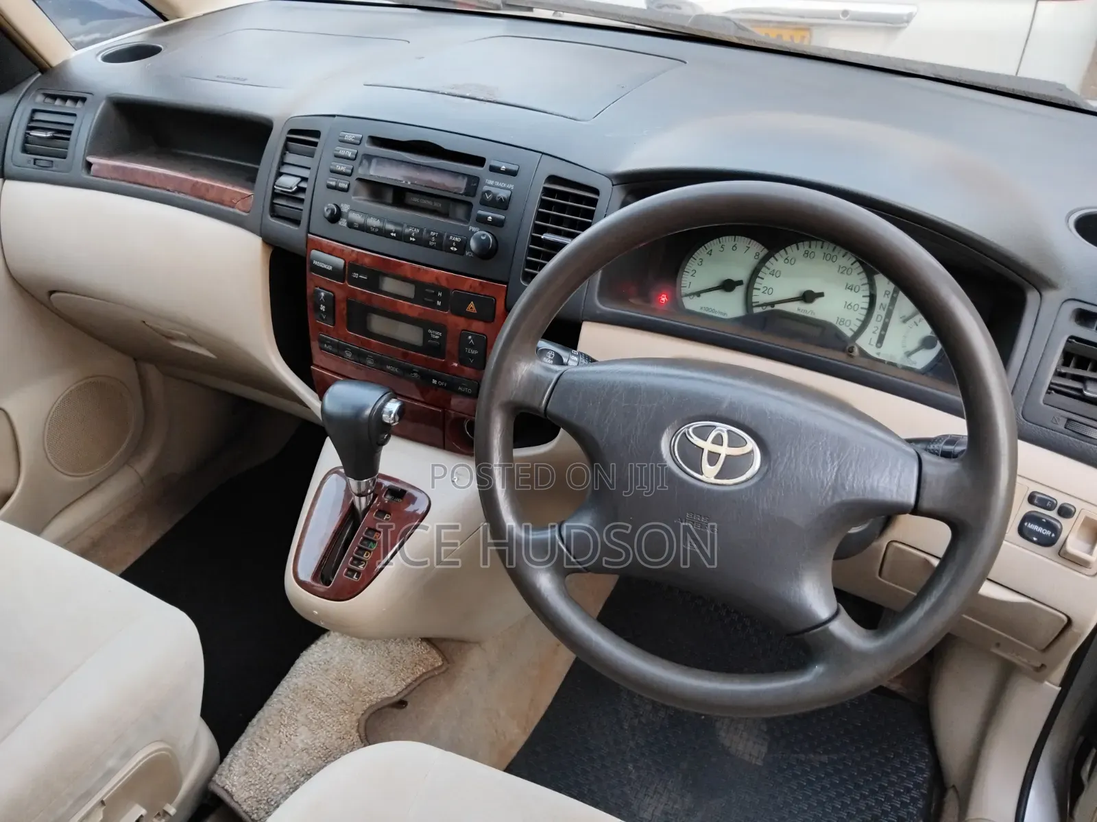 Toyota Corolla Spacio 2005 Gold