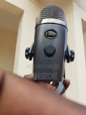 Yeti Nano Blue Microphone. Premium USB MIC for Recording and Streaming