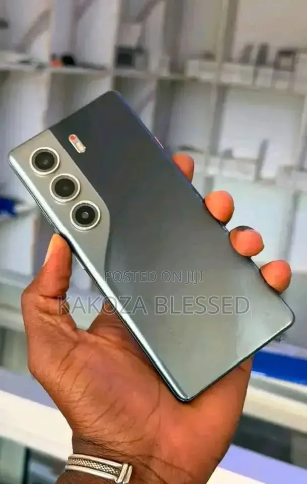 New Tecno Camon 40 Pro 5G 256 GB Black