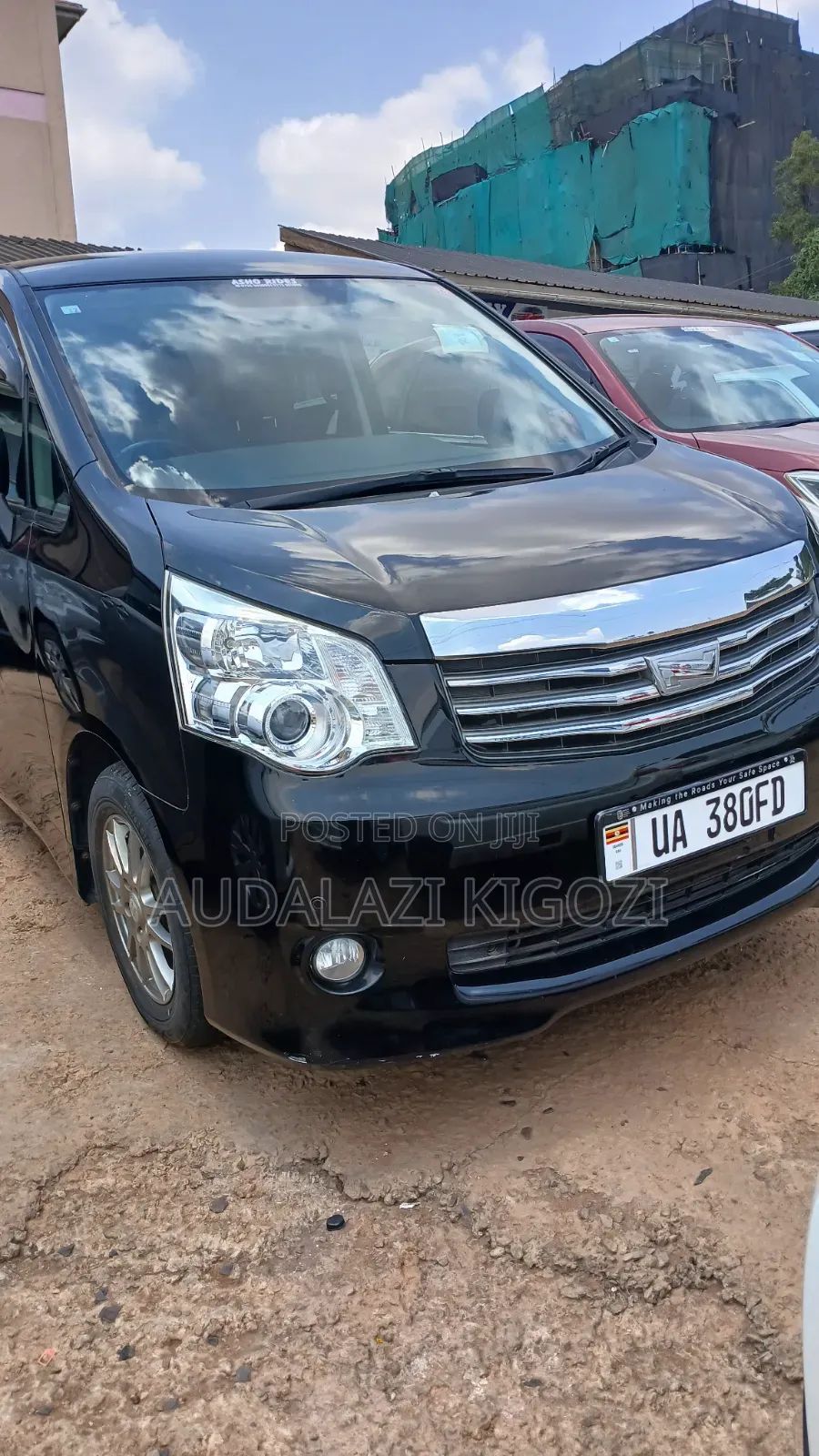 Toyota Noah 2012 Black