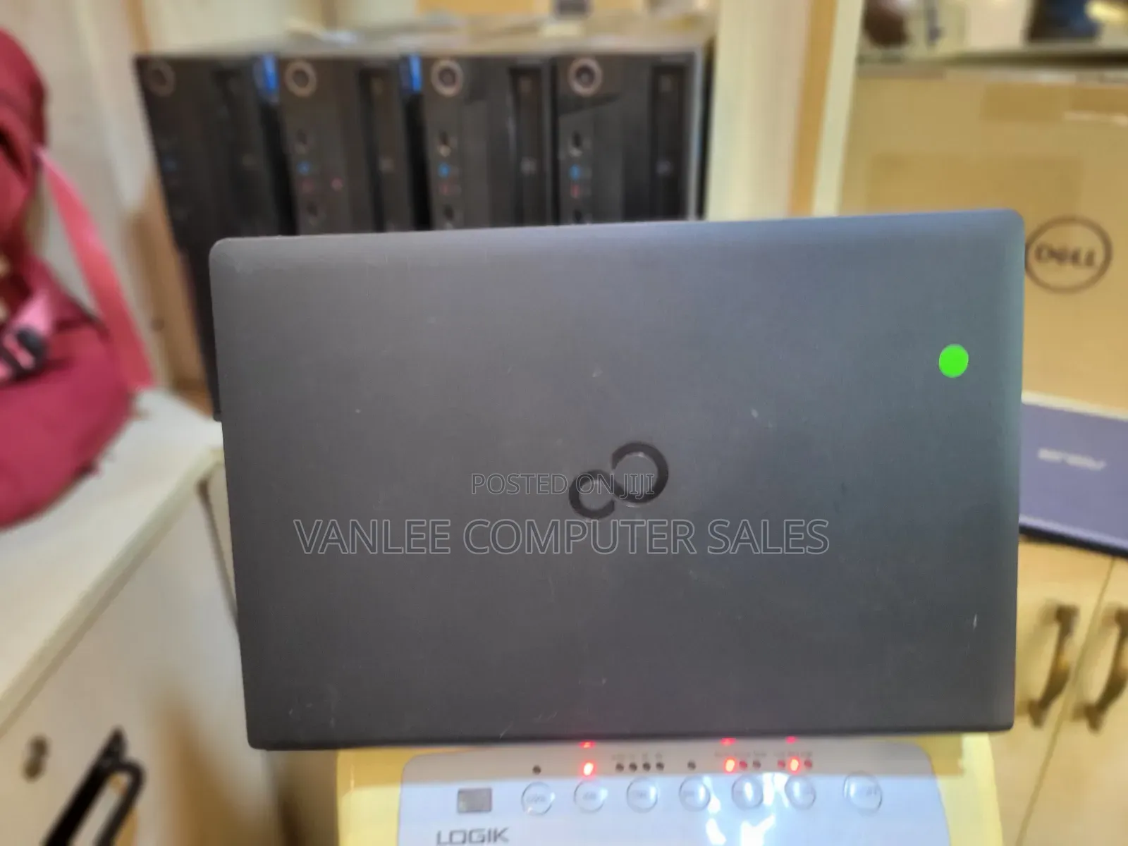 Laptop Fujitsu Lifebook A358 8GB Intel Core i5 HDD+SSD 256GB