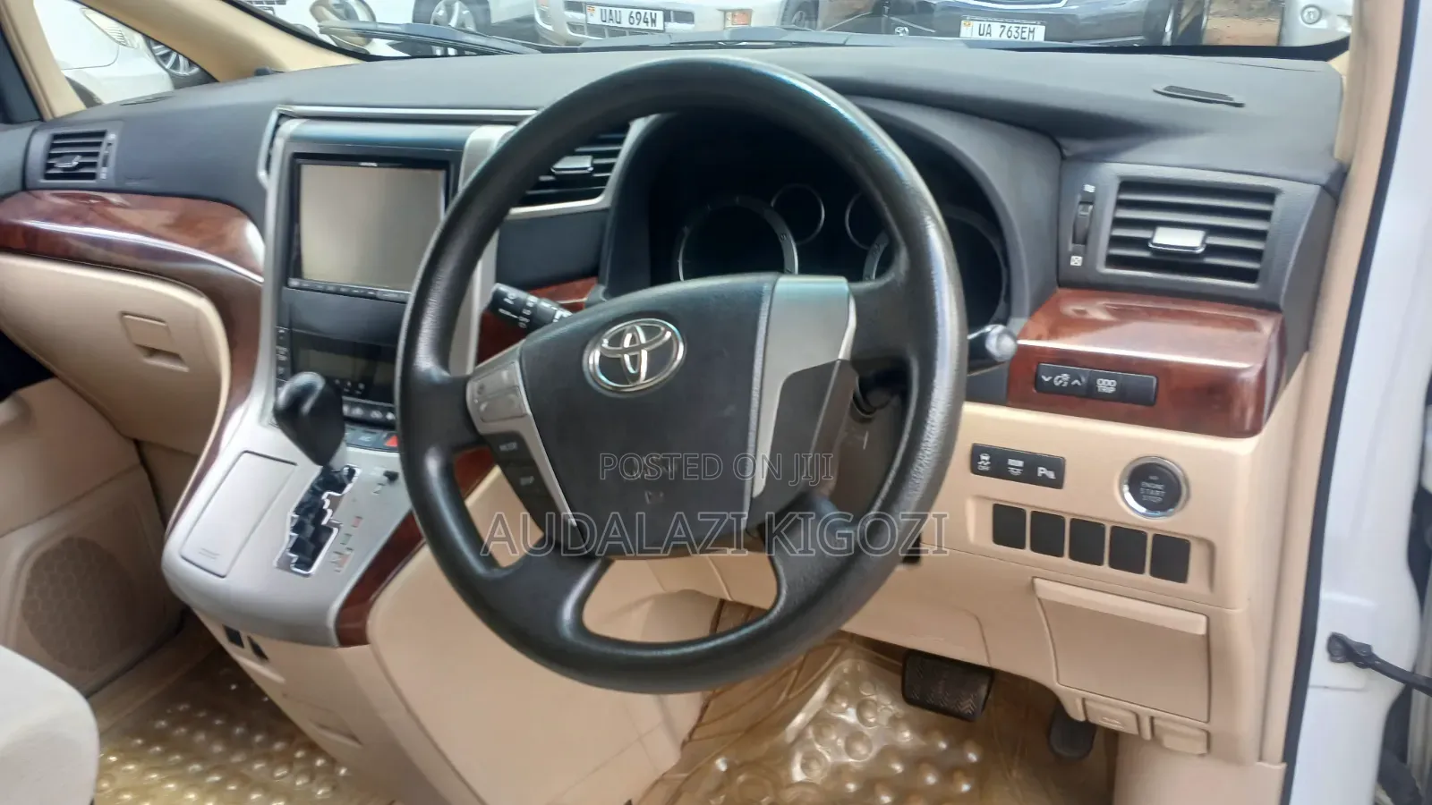 Toyota Alphard 2010 White