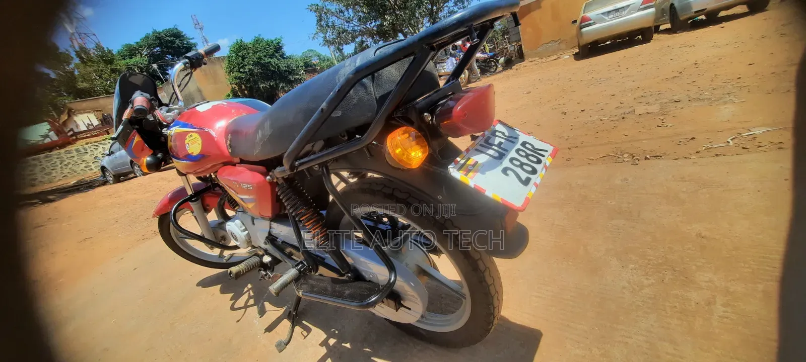 Bajaj CT 125X 2022 Red