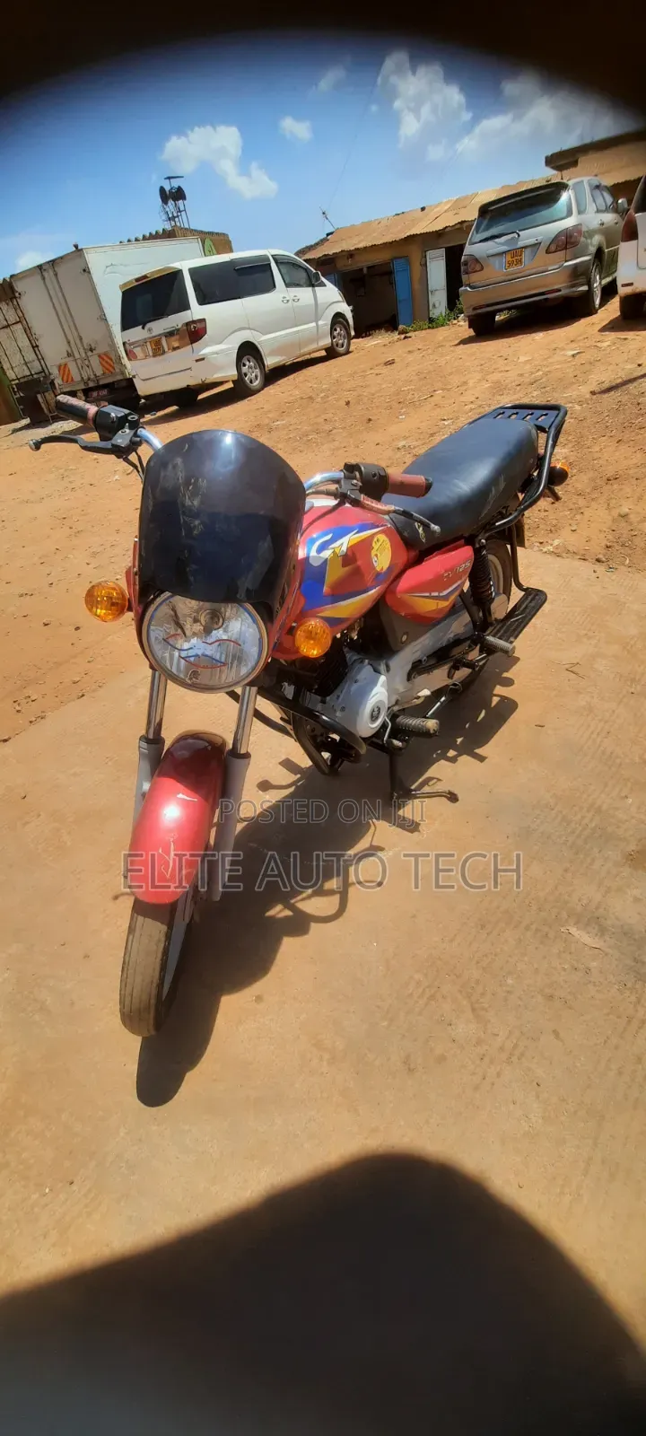 Bajaj CT 125X 2022 Red