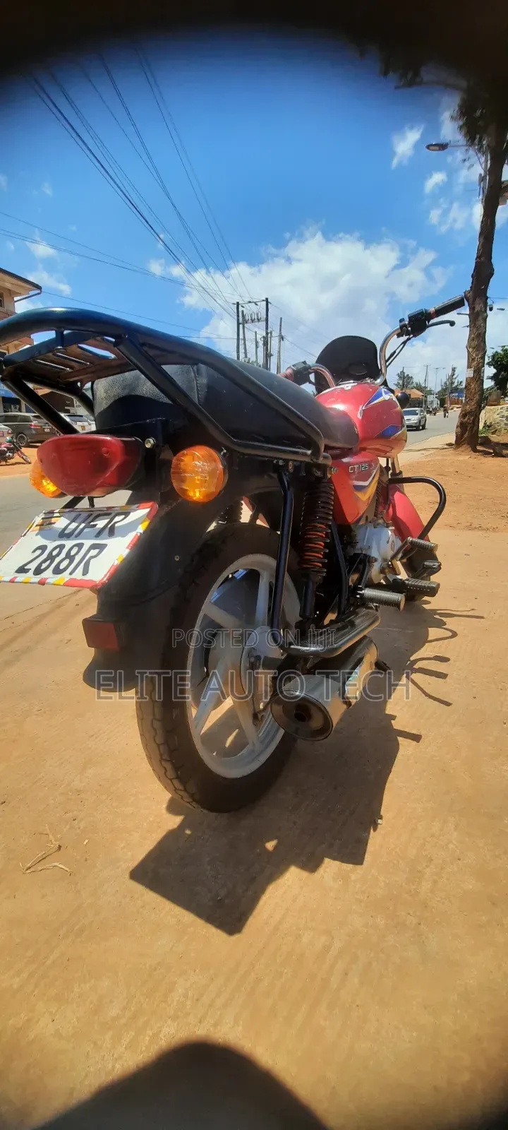 Bajaj CT 125X 2022 Red