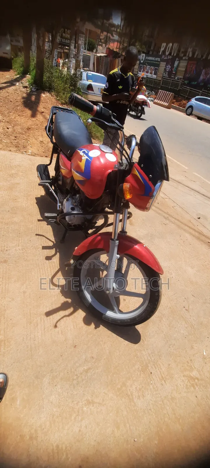 Bajaj CT 125X 2022 Red